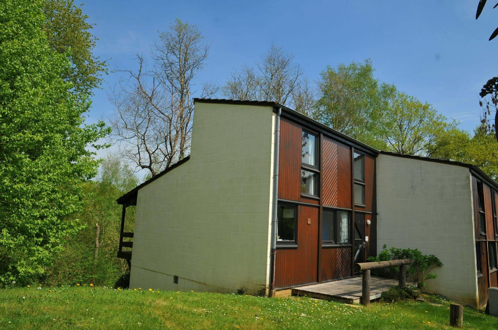 Vallee De Rabais Hotel Virton Exterior photo